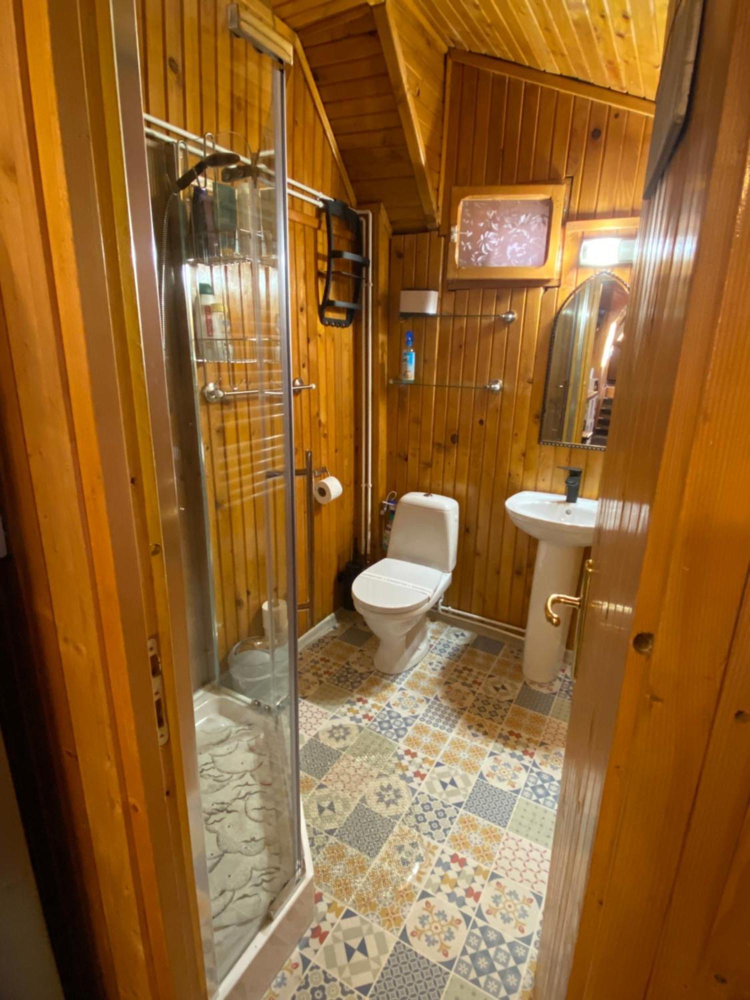 Apartamento Wooden Attic Braşov Exterior foto